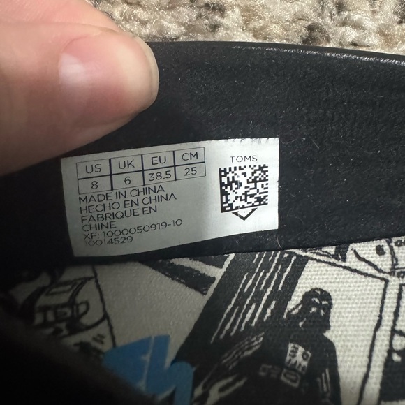 Tom’s Star Wars Black Slip-On Shoes dark side size 8 main image 4